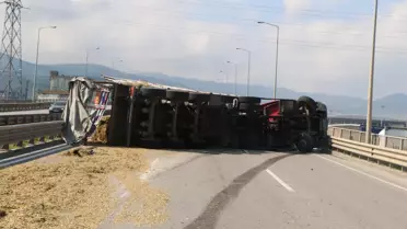 Arı sokması kazaya neden oldu: Devrilen tır 50 metre sürüklendi