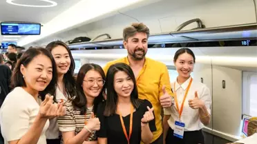Çin'de Yeni Yüksek Hızlı Tren Hattı Faaliyete Geçti