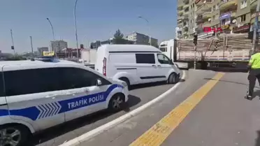 Diyarbakır'da TIR Kazası: 87 Yaşındaki Adam Hayatını Kaybetti