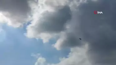 Türk Yıldızları ve Solo Türk Adana'da Uçtu