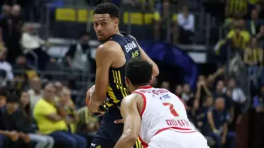Fenerbahçe, Sezona Galibiyetle Başladı