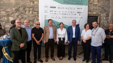 Çanakkale Bienali Sanatseverlere Kapılarını Açtı