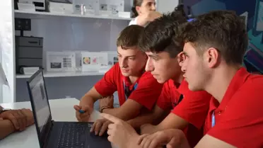 Liselilerden Yapay Zeka ile Meme Taraması Ödülü