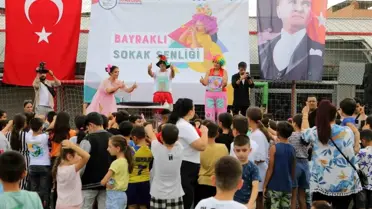 Bayraklı Belediyesi Gümüşpala'da Mahalle Şenliği Düzenledi