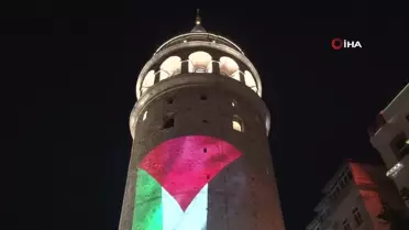 Galata Kulesi'nde Filistin Bayrağı
