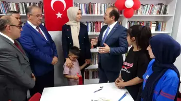 Şehidin ismi verilen kütüphanede konuşan eşi: 'İnşallah yeni nesle örnek oluruz'