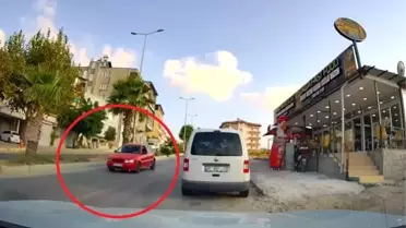 Hatay'da Ters Geri Gidebilen Otomobil Şaşırttı