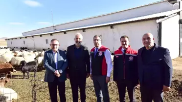 Bakan Yardımcısı Gümen Ahlat'ta Tarım Tesislerini Ziyaret Etti