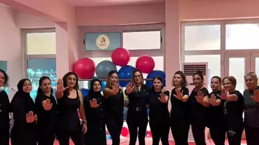 Yunusemre Belediyesi'nden Kadın ve Çocuk Cinayetlerine Protesto