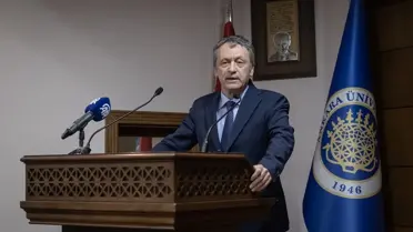 Juan Gabriel Vasquez Ankara'da Konferans Verdi