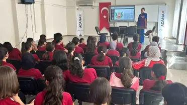 Adana'da Kız Çocuklarına Eğitim Desteği