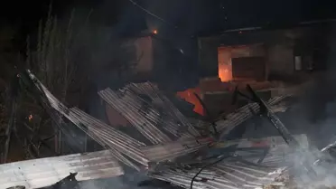 Havza'da Yangın İki Evi Harap Etti