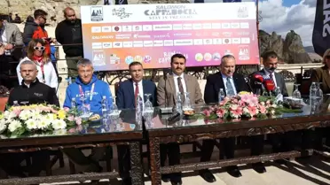Kapadokya'da 2400 Sporcu ile Salomon Ultra Trail Koşusu Başlıyor