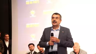 Bakan Tekin: 'Yılda 250 milyon adet kitap çocuklarımızın masasında'