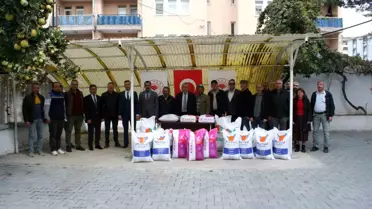 Bozüyük'te Çiftçilere Yem Bitkisi Tohumu Dağıtıldı