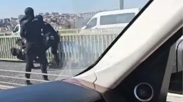 Haliç Köprüsü'nde intihar girişimi engellendi