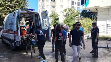 Antalya'da Asansör Iskelesi Çöktü