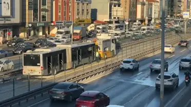 Avcılar'da Metrobüste Yangın