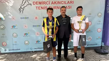 Demirci'de Tenis Turnuvası Sona Erdi