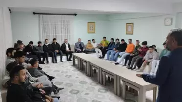Ustaoğlu Gençlik Merkezini Ziyaret Etti