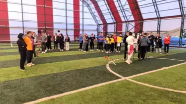 Edremit'te Cumhuriyet Bayramı İçin Okçuluk Müsabakaları Düzenlendi