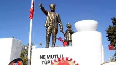 Fethiye'de 29 Ekim'in 101. yılı törenle kutlanıyor