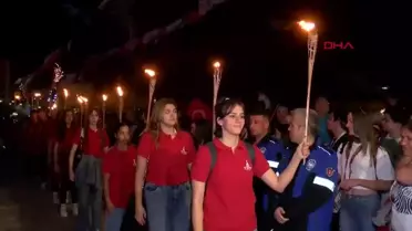 Cumhuriyet Bayramı İzmir'de Coşkuyla Kutlandı