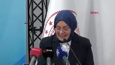 ANKARA 'Cumhuriyet'in Yeni Yüzyılı' konulu yarışmalarda öğrencilere ödül