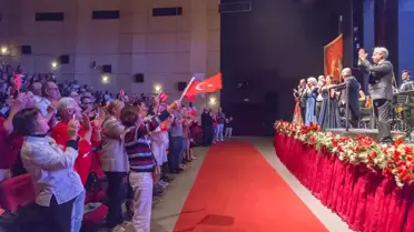 Cumhuriyet Bayramı Konseri Antalya'da Coşkuyla Kutlandı