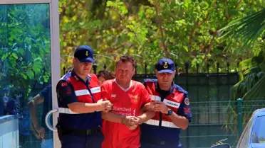 Antalya'da Korkunç Cinayet: Anne ve Oğul Öldürüldü