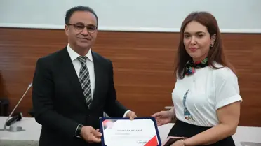İzmir'de öğrenciler için hazırlanan deprem eğitim kitabı tanıtıldı