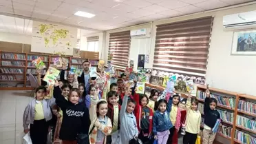 Öğrenciler Kütüphaneye Ziyarette Bulundu
