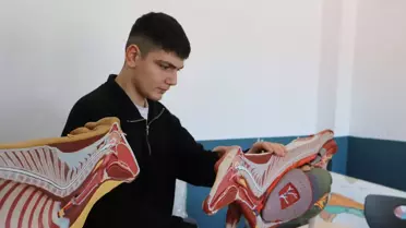 Samsun'da Lise Öğrencileri Hayvan Sağlığı Eğitiminde Maket Kullanıyor
