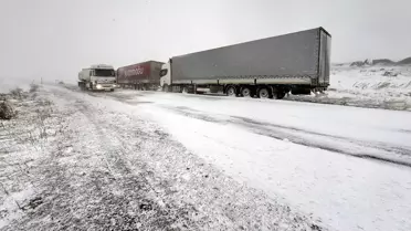 Ardahan-Şavşat Yolunda Buzlanma