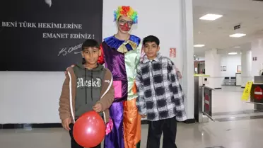 Gönüllü Gençler Lösemili Çocuklara Moral Veren Etkinlik Düzenledi