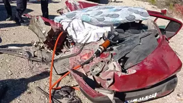 Bucak'ta Zincirleme Kaza: 3 Ölü, 5 Yaralı