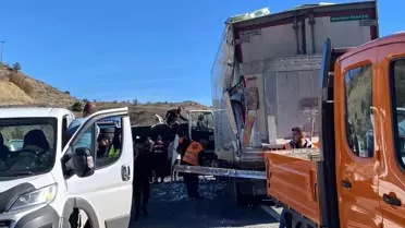 Çerkeş'te Kaza: 14 Yaralı