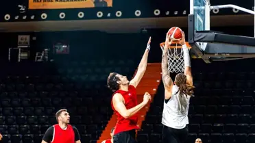 MSK, A. Efes ile Zorlu Maça Hazırlanıyor