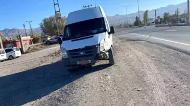 Ağrı'da Trafik Kazası: 3 Yaralı