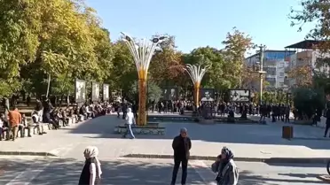 DEM Partinin Batman'daki Yürüyüşü Beklenen İlgiği Göremedi
