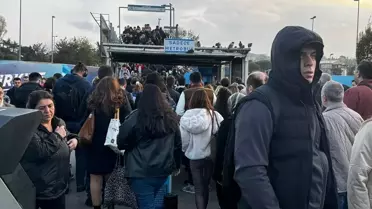 İstanbul'da Metrobüs Yoğunluğu Artıyor