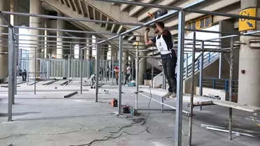 Beyrut'taki Spor Tesisi Barınma Merkezine Dönüşüyor
