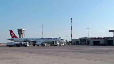 Şırnak Havalimanı Ekim'de 36 Bin Yolcu Ağırladı