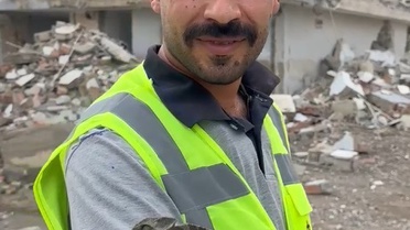 Yıkımda Bukalemun Bulundu