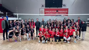 Elazığ'da Voleybol Şampiyonu Elazığ Voleybol Akademi