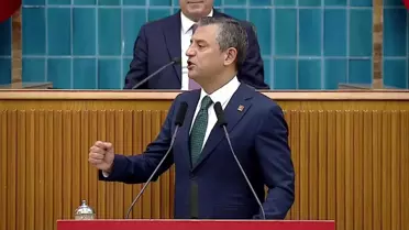 CHP'li Belediye Başkanlarına 'Pazar Yeri' Baskısı... Özgür Özel Başkanlara Sahip Çıktı: 'Atatürk'ün Partisi Dimdik Arkanızda'