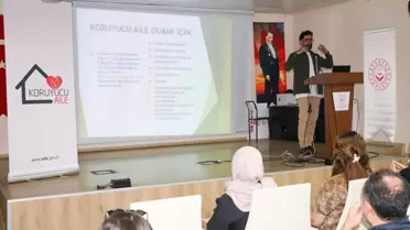 Diyarbakır'da Koruyucu Aile Semineri Başladı