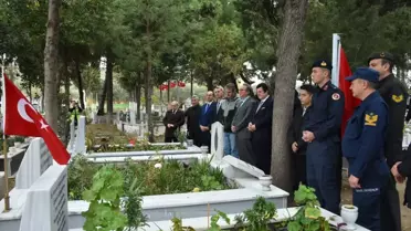 Tekirdağ'da şehit öğretmen Neşe Alten ve babası kabirleri başında anıldı