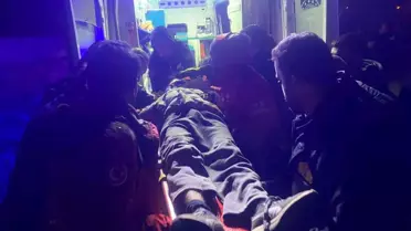 Tuşba'da Trafik Kazası: Sürücü Yaralandı