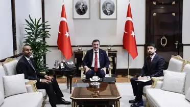 Yılmaz ve Somali Savunma Bakanı Görüştü
